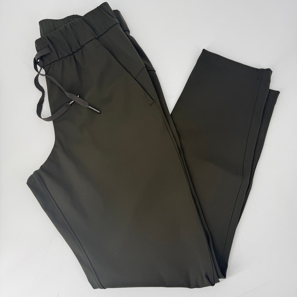 Lululemon On the Fly 7/8 Olive‎ Green Pants
